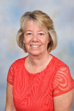 Mrs Owens Head of Year 7